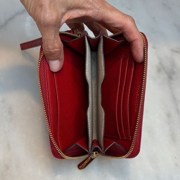 Michael Kors Ostrich Leather Full Zip Wristlet Clutch Wallet NWOT - Picture 13 of 16